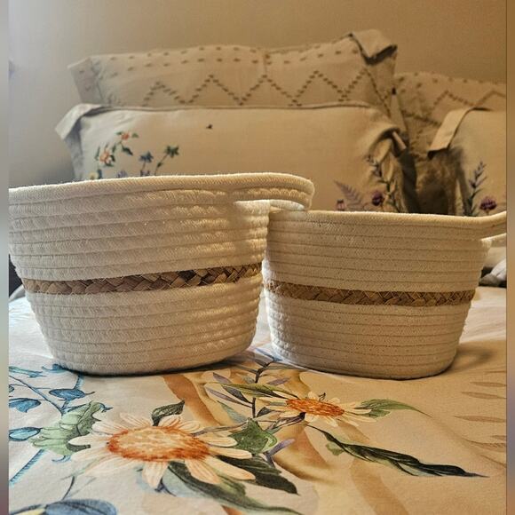 Woven Cream and Tan 2 Small Storage Baskets NWOT - Picture 2 of 6